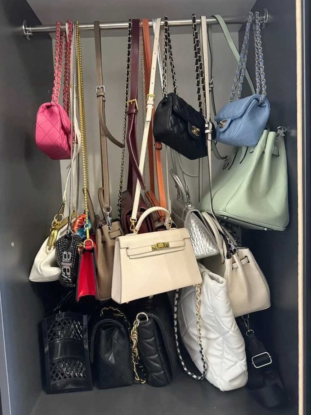 Wallets and Purses listing